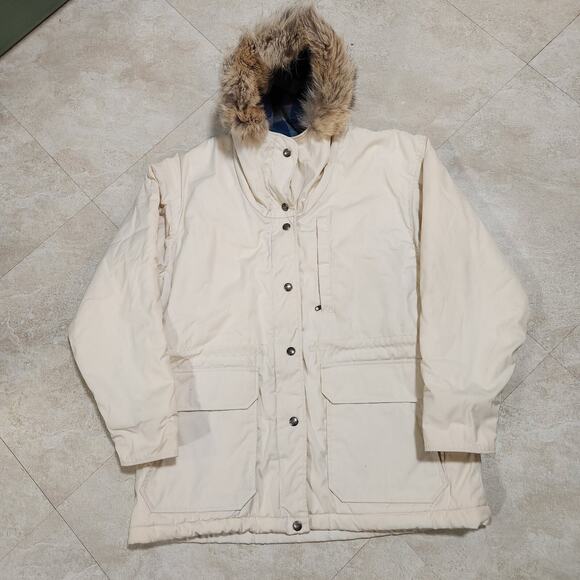 VTG Woolrich Womens M Medium Coyote Fur Hood Blanket Lined Parka Jacket Coat - Picture 3 of 10